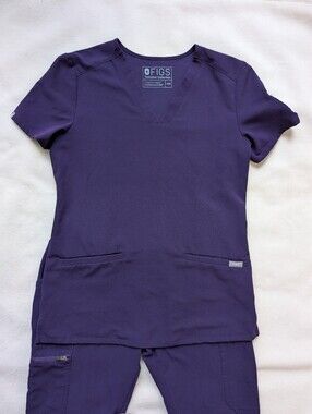 FIGS Technical Collection Scrub Set Purple XXS Top XS Pants